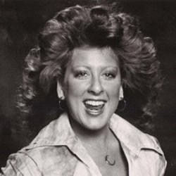 Elayne Boosler Biography, Age, Height, Weight, Family, Wiki & More