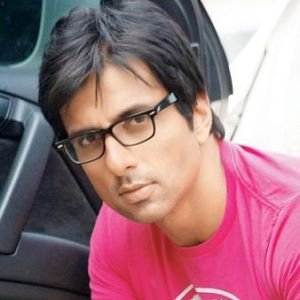 Sonu Sood (Actor) Biography, Age, Height, Wife, Children, Family, Facts, Caste, Wiki & More