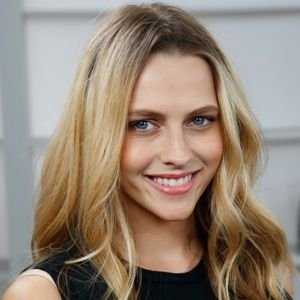 Teresa Palmer Biography, Age, Height, Weight, Family, Wiki & More