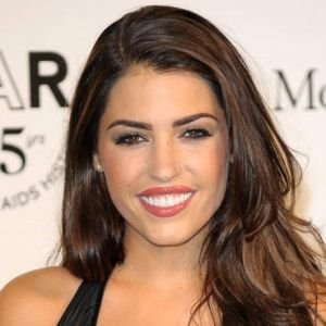 Yolanthe Sneijder-Cabau Biography, Age, Height, Weight, Family, Wiki & More