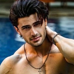 Ieshaan Sehgaal (Bigg Boss 15) Wiki, Age, Biography, Height, Girlfriend, Family, Facts, Caste & More