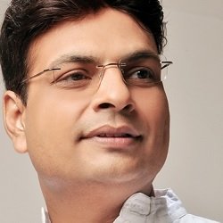 Irshad Kamil Biography, Age, Height, Weight, Family, Caste, Wiki & More