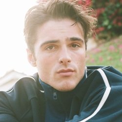 Jacob Elordi Biography, Age, Height, Weight, Girlfriend, Family, Wiki & More