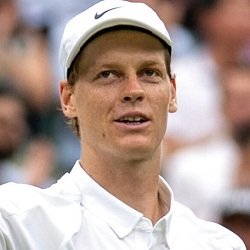 Jannik Sinner (Tennis Player) Biography, Age, Height, Girlfriend, Family, Facts, Wiki & More