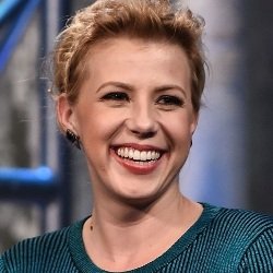 Jodie Sweetin Biography, Age, Height, Weight, Family, Wiki & More