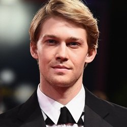 Joe Alwyn