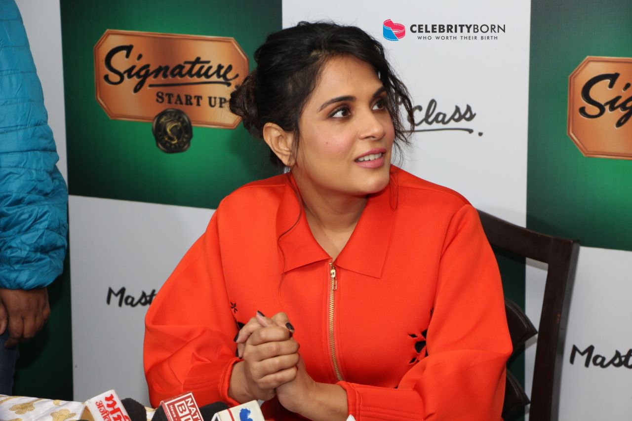 Richa Chadda Biography, Age, Height, Weight, Boyfriend, Family, Wiki & More