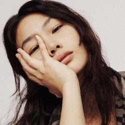 Jung Ho-yeon (Model) Biography, Age, Boyfriend, Height, Weight, Family, Facts, Wiki & More