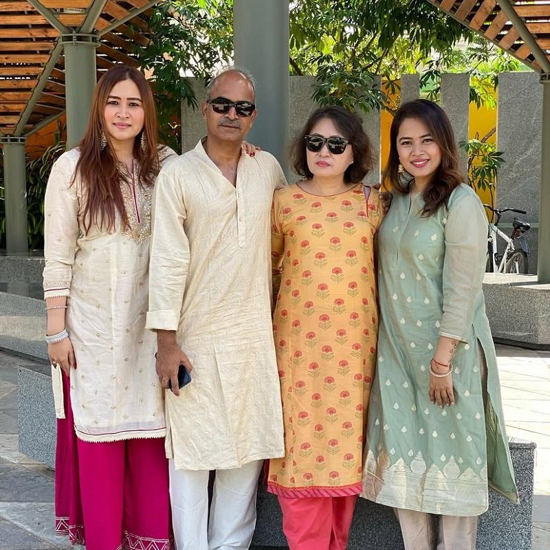 Jwala Gutta Biography, Age, Husband, Children, Family, Facts, Wiki & More