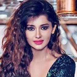 Kanchi Singh Biography, Age, Height, Weight, Boyfriend, Family, Wiki & More