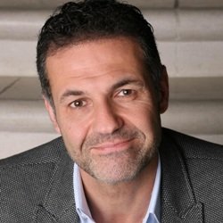 Khaled Hosseini (Novelist) Biography, Age, Height, Wife, Children, Family, Facts, Wiki & More