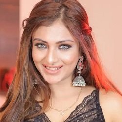 Khushi Mukherjee Biography, Age, Height, Boyfriend, Family, Facts, Wiki & More