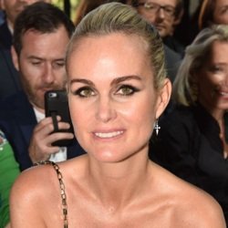 Laeticia Hallyday Biography, Age, Height, Weight, Family, Wiki & More