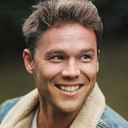 Lincoln Lewis Biography, Age, Height, Weight, Family, Wiki & More