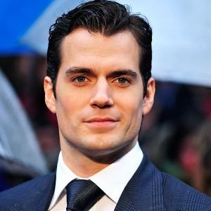 Henry Cavill Biography, Age, Height, Weight, Family, Wiki & More