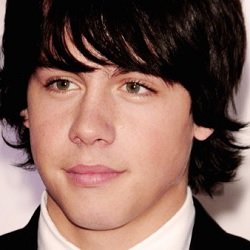 Munro Chambers Biography, Age, Height, Weight, Family, Wiki & More