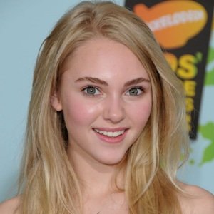 AnnaSophia Robb Biography, Age, Height, Weight, Family, Wiki & More