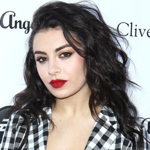 Charli XCX Biography, Age, Height, Weight, Affair, Family, Facts, Wiki & More