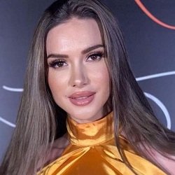 Otilia Bruma (Singer) Wiki, Age, Biography, Height, Weight, Boyfriend, Family, Facts & More