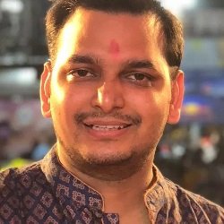 Paritosh Tripathi Wiki, Age, Biography, Height, Weight, Girlfriend, Family, Caste & More
