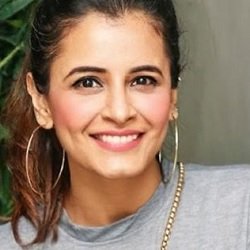 Perneet Chauhan Biography, Age, Husband, Children, Family, Caste, Wiki & More