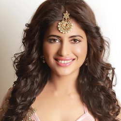 Poonam Rajput Biography, Age, Height, Weight, Family, Facts, Caste, Wiki & More