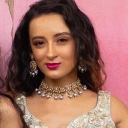 Poonam Shah (Dancer) Biography, Age, Height, Weight, Boyfriend, Family, Wiki & More