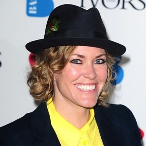 Cerys Matthews Biography, Age, Height, Weight, Family, Wiki & More