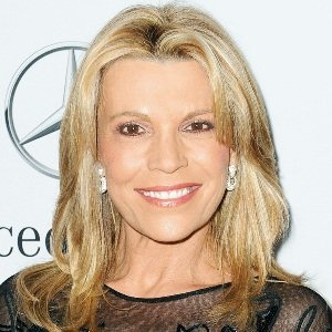 Vanna White Biography, Age, Height, Weight, Family, Wiki & More
