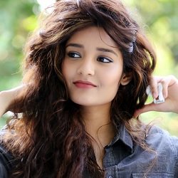 Ritika Singh (Actress) Biography, Age, Height, Boyfriend, Family, Facts, Caste, Wiki & More