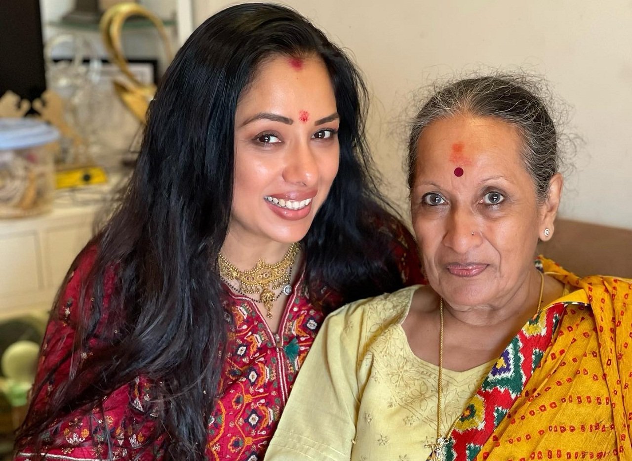 Rupali Ganguly Biography, Age, Height, Husband, Children, Family, Wiki & More