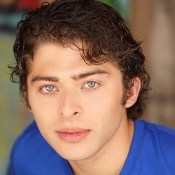 Ryan Ochoa Biography, Age, Height, Weight, Family, Wiki & More