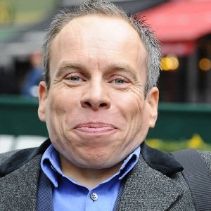 Warwick Davis Biography, Age, Height, Weight, Family, Wiki & More