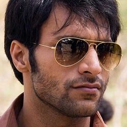 Shaleen Malhotra Biography, Age, Wife, Children, Family, Caste, Wiki & More