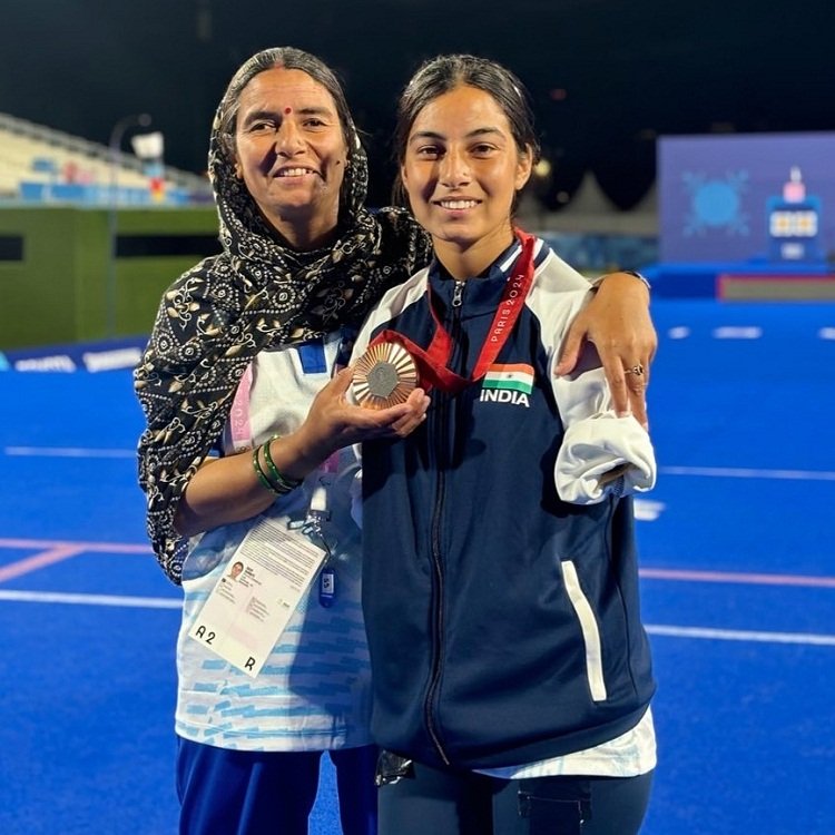 Sheetal Devi (Para Archer) Biography, Age, Height, Family, Facts, Awards, Wiki & More