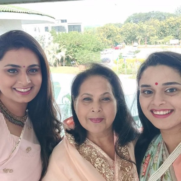 Shreyasi Singh (Shooter) Biography, Age, Height, Boyfriend, Family, Facts, Wiki & More