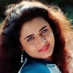 Sivaranjani aka Ooha (Actress) Biography, Age, Husband, Children, Family, Facts, Wiki & More