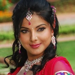 Smriti Sinha Biography, Age, Height, Weight, Family, Caste, Wiki & More
