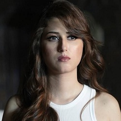 Sofia Parveen (Actress) Biography, Age, Height, Boyfriend, Family, Facts, Wiki & More