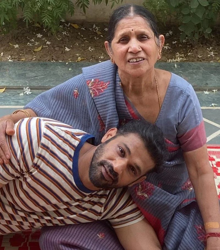 Sohum Shah Biography, Age, Height, Wife, Children, Family, Facts, Wiki & More