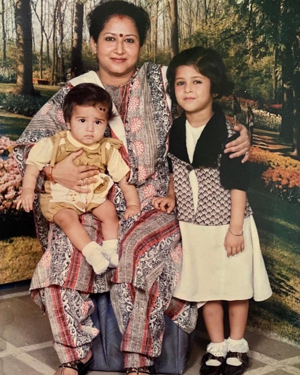 Sonarika Bhadoria Biography, Age, Height, Affair, Husband, Family, Facts, Wiki & More