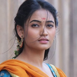Spandana Palli (Actress) Wiki, Age, Biography, Height, Boyfriend, Family, Facts, Caste & More