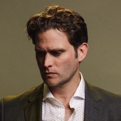 Steven Pasquale Biography, Age, Height, Weight, Family, Wiki & More