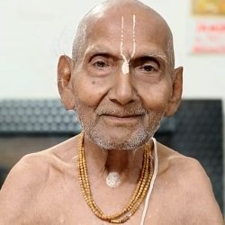 Swami Sivananda Baba (Yoga Guru) Biography, Age, Wiki, Height, Family, Facts, Caste & More