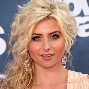 Aly Michalka Biography, Age, Height, Weight, Family, Wiki & More