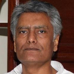 Sunil Jakhar Biography, Age, Height, Wife, Children, Family, Facts, Caste, Wiki & More