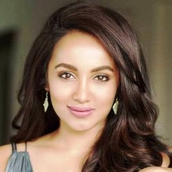 Tejaswi Madivada Biography, Age, Height, Weight, Boyfriend, Family, Wiki & More