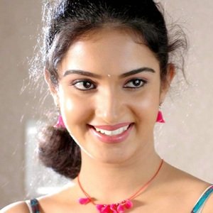 Honey Rose Biography, Age, Height, Weight, Family, Caste, Wiki & More