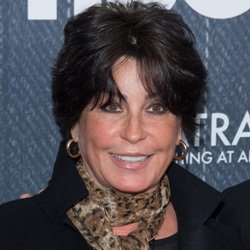 Tina Sinatra Biography, Age, Height, Weight, Family, Wiki & More