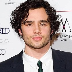 Toby Sebastian Biography, Age, Height, Weight, Affairs, Family, Wiki & More